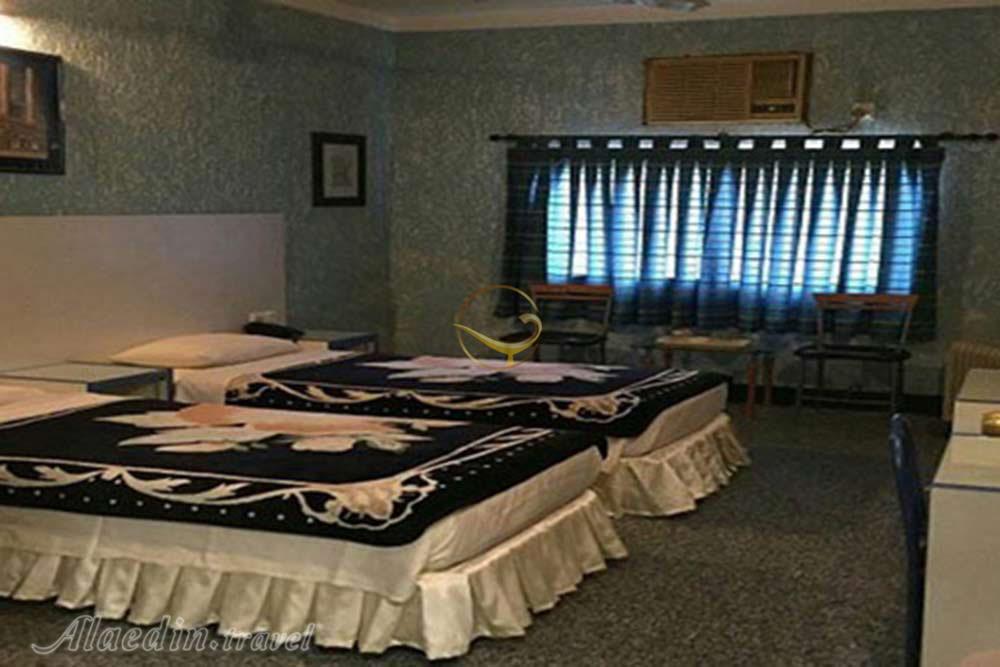 Twin room of Keyvan Hotel in Abadan| Alaedin Travel