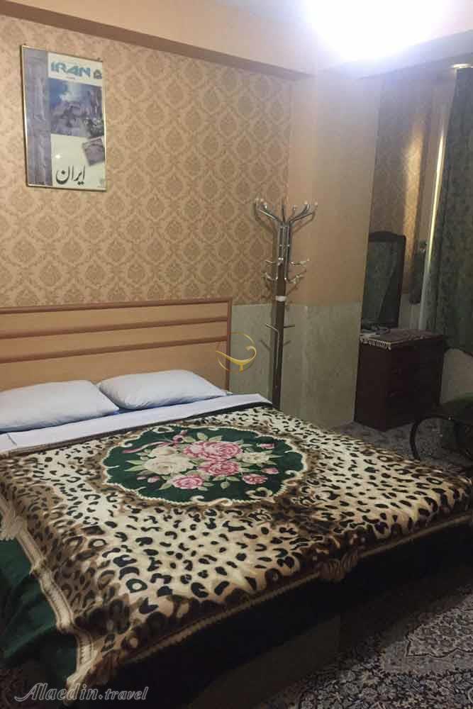 Double room of Laleh Hotel in Abadeh| Alaedin Travel