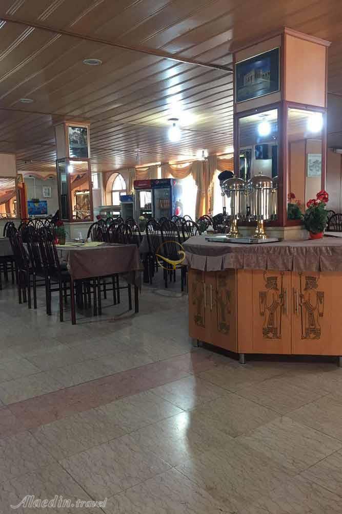 Restaurant of Laleh Hotel in Abadeh| Alaedin Travel