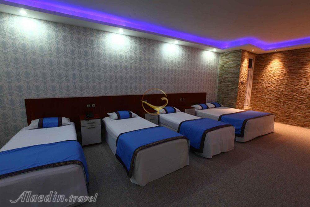 Quad room of Iran Hotel in Ahvaz| Alaedin Travel