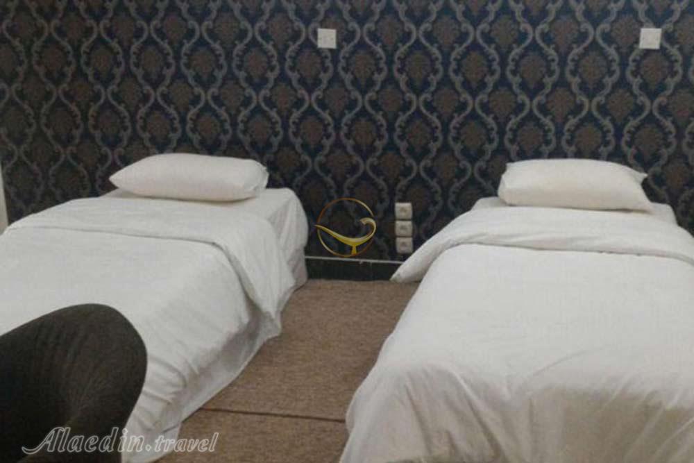 Double room of four star Neishekar Hotel in Ahvaz| Alaedin Travel