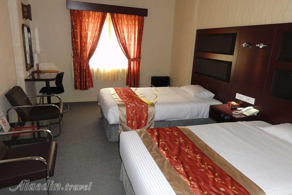 Twin room of three star Oxin Hotel in Ahvaz| Alaedin Travel