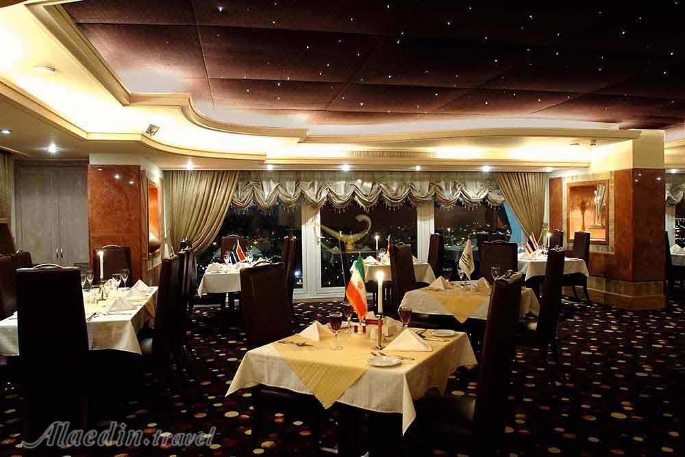 Restaurant of five star Amir Kabir Hotel in Arak| Alaedin Travel