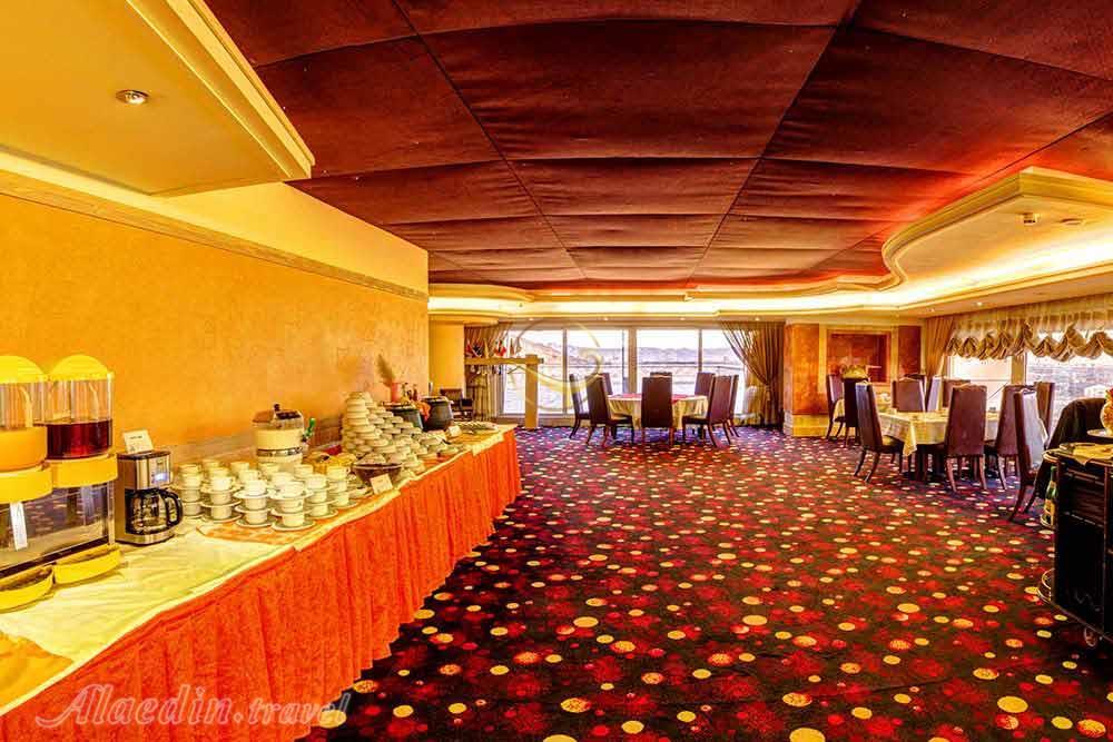 Restaurant of five star Amir Kabir Hotel in Arak| Alaedin Travel