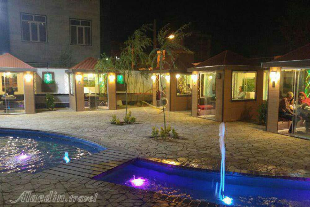 Yard of four star Payam Hotel in Arak| Alaedin Travel