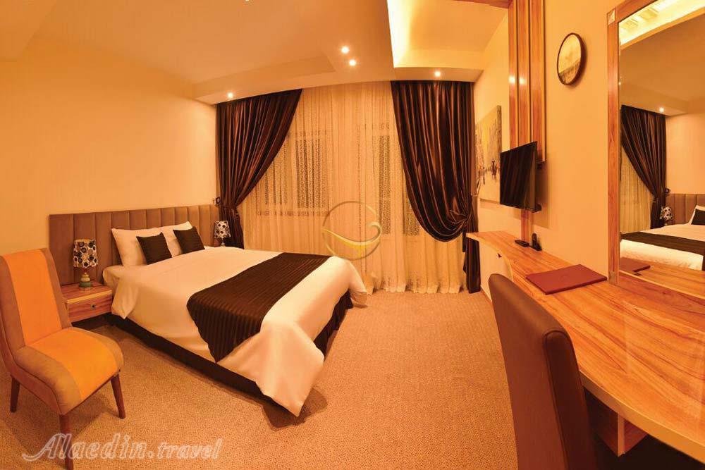 Double room of four star Payam Hotel in Arak| Alaedin Travel