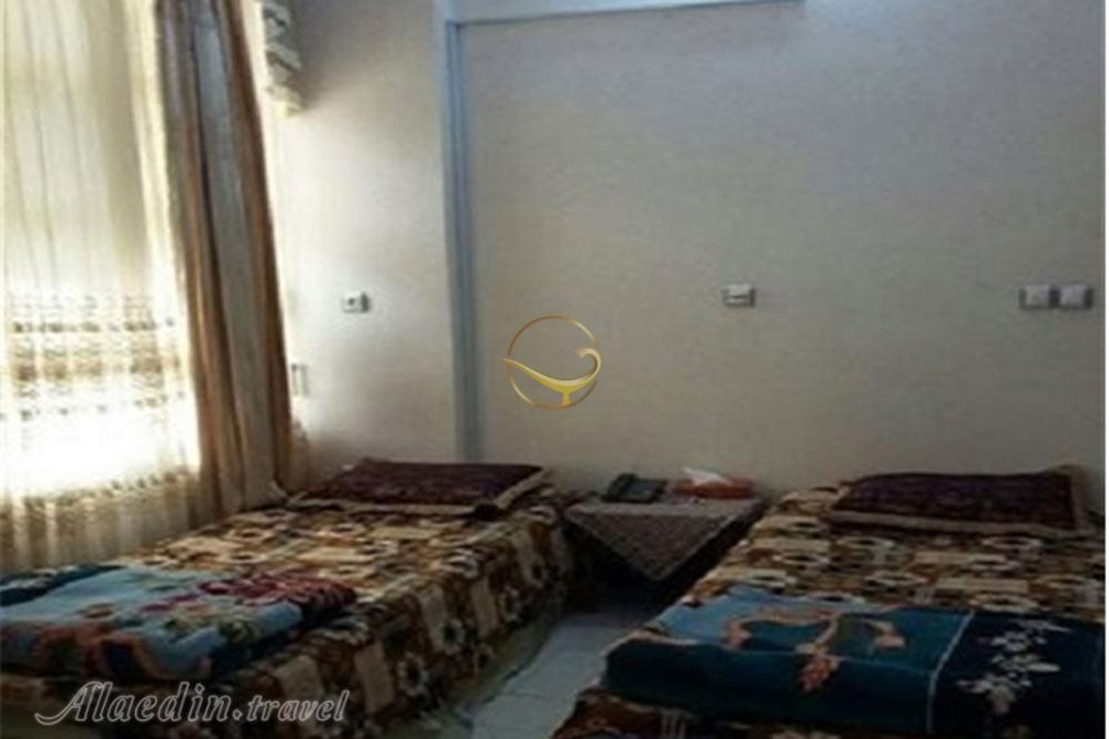 Twin room of Kariz Hotel in Ardakan| Alaedin Travel