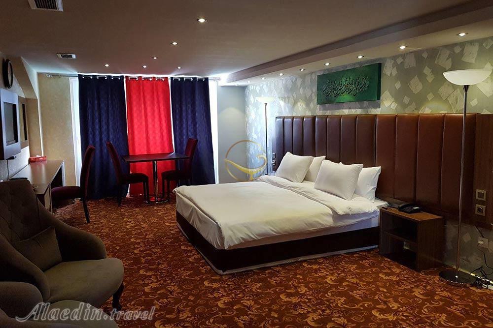 Double room of four star Rimram Hotel in Bushehr| Alaedin Travel