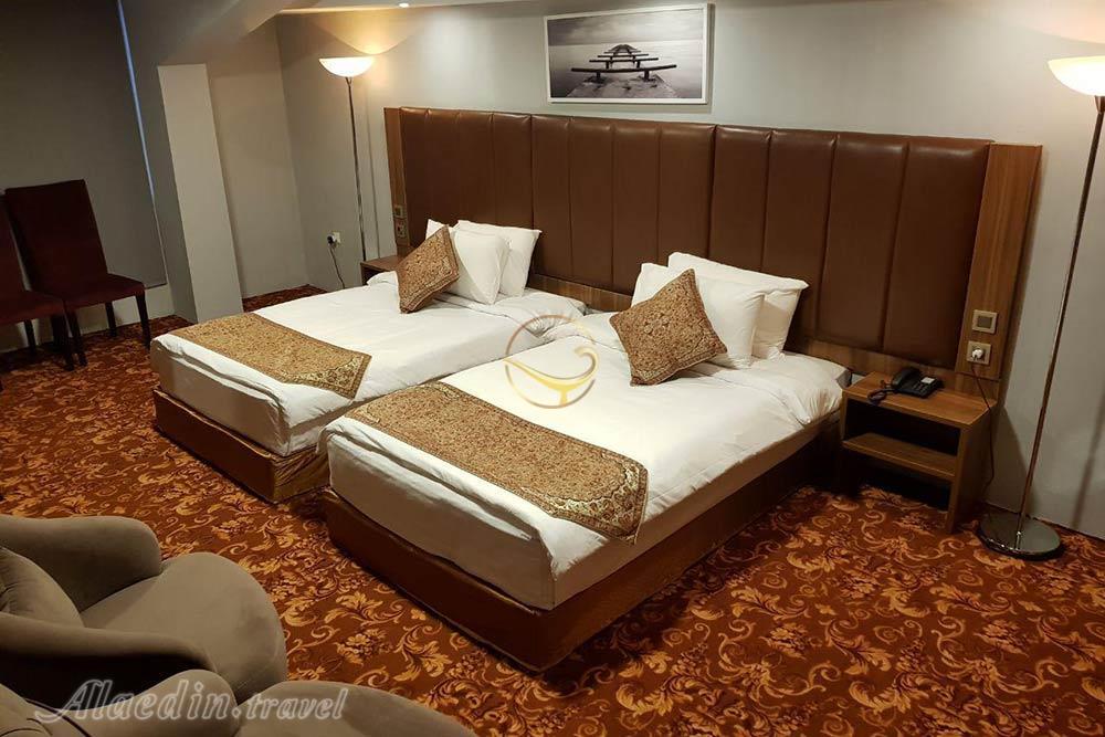 Twin room of four star Rimram Hotel in Bushehr| Alaedin Travel