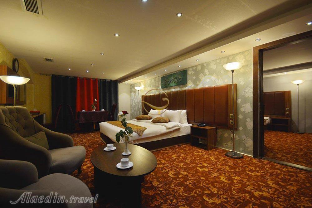 Double room of four star Rimram Hotel in Bushehr| Alaedin Travel