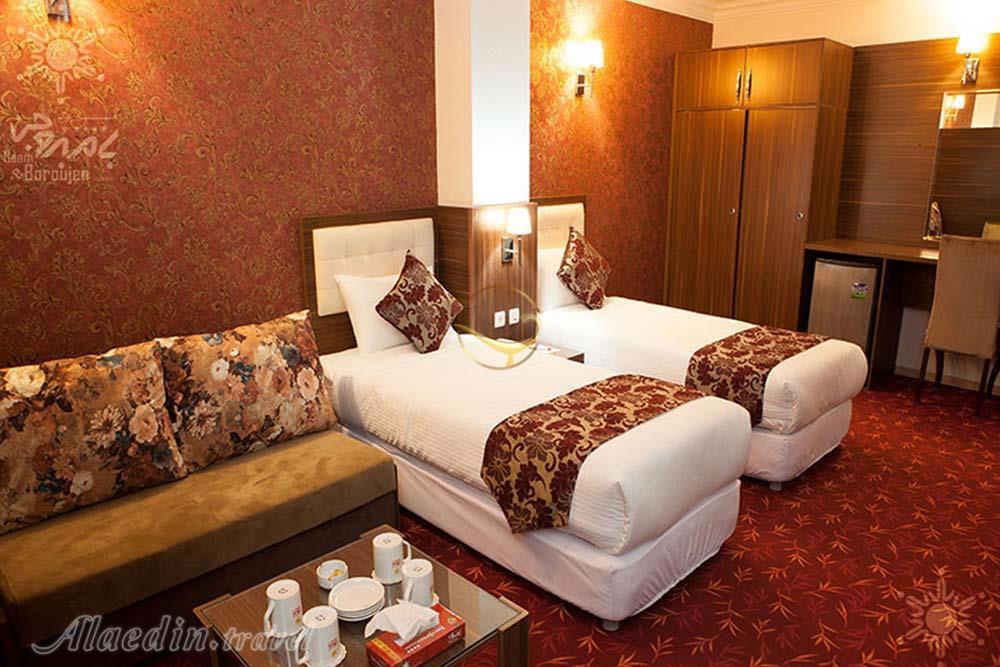 Twin room of four star Baam Hotel in Borujen| Alaedin Travel