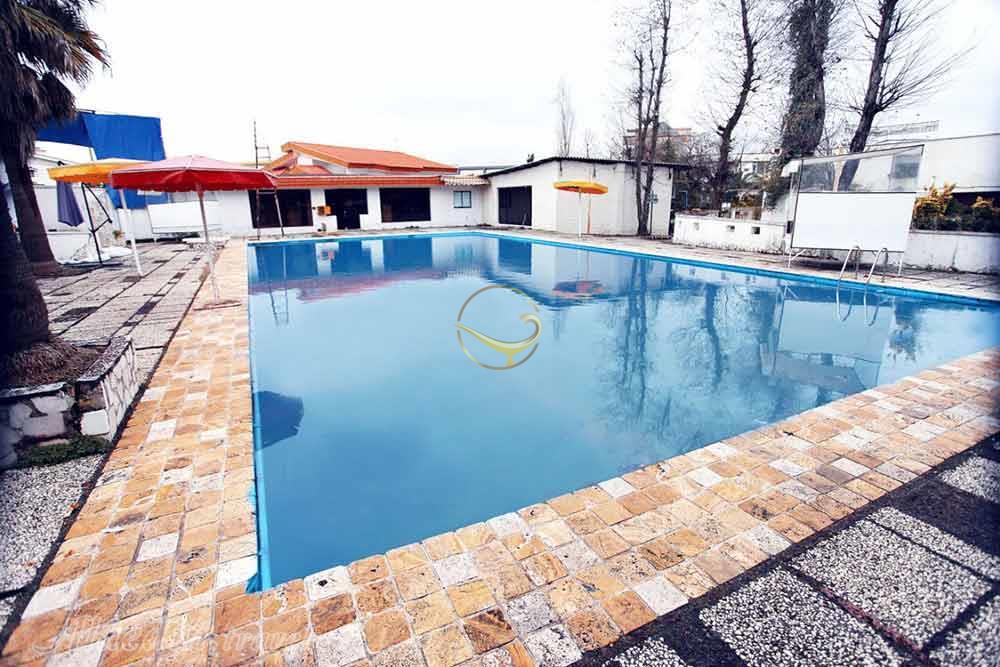 Swimming pool of three star Malek Hotel in Chalus| Alaedin Travel