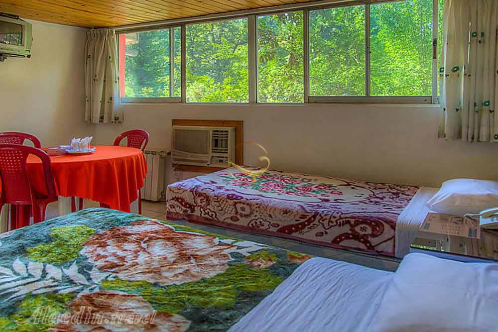 عکس های Tourist Hotel in Chalus