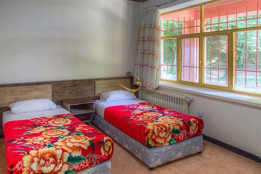 عکس های Tourist Hotel in Chalus