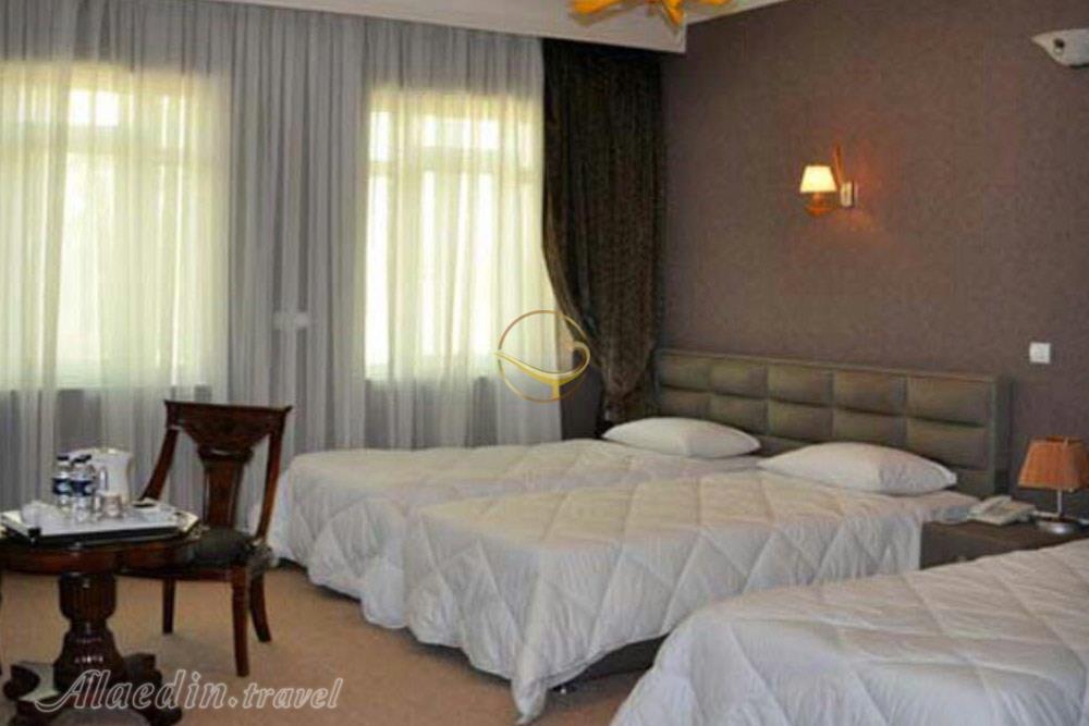 Triple room of three star Tourist Hotel in Dezful| Alaedin Travel