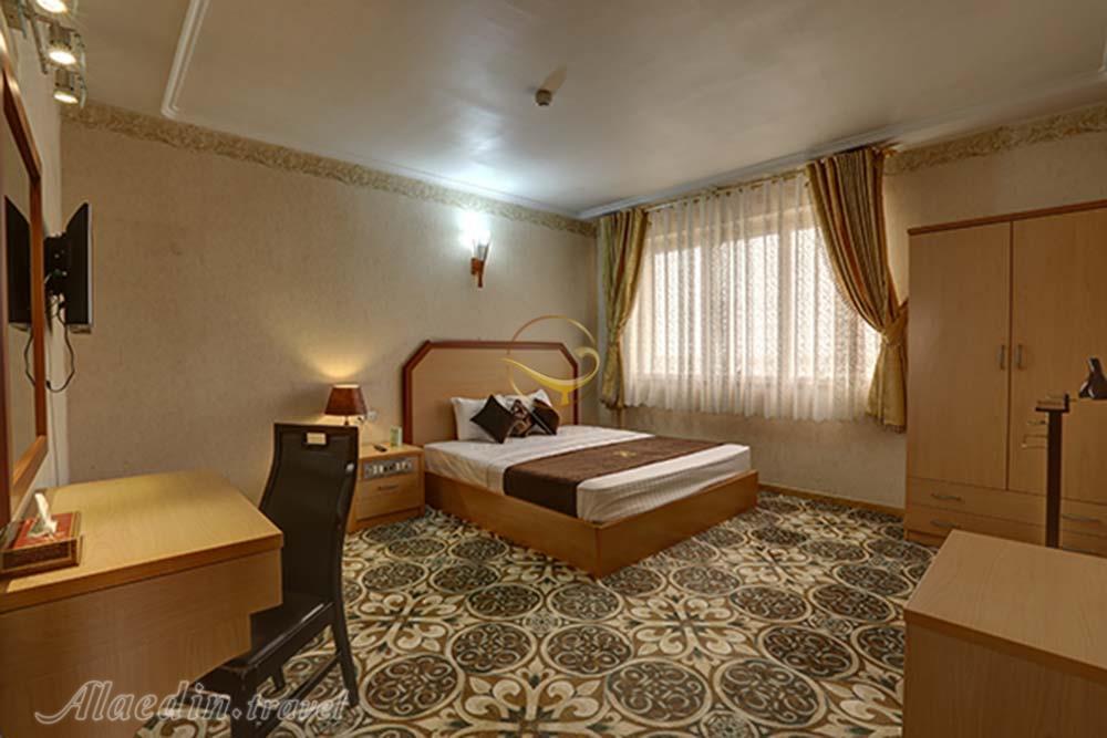 Royal suite of four star Aseman Hotel in Isfahan| Alaedin Travel