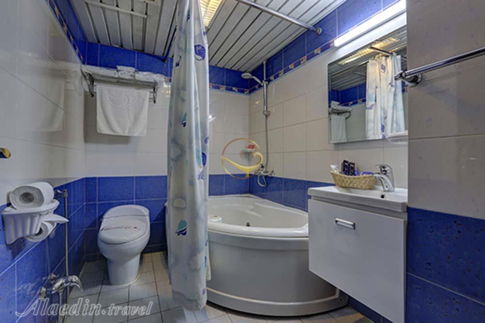 Rest room of four star Aseman Hotel in Isfahan| Alaedin Travel