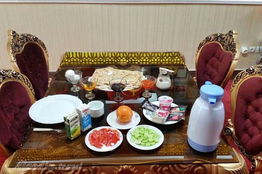 Restaurant of three star Hakhamaneshian Apartment Hotel in Isfahan| Alaedin Travel