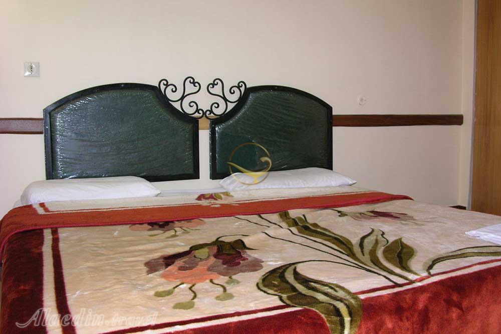 Double room of Hakim Apartment Hotel in Isfahan| Alaedin Travel