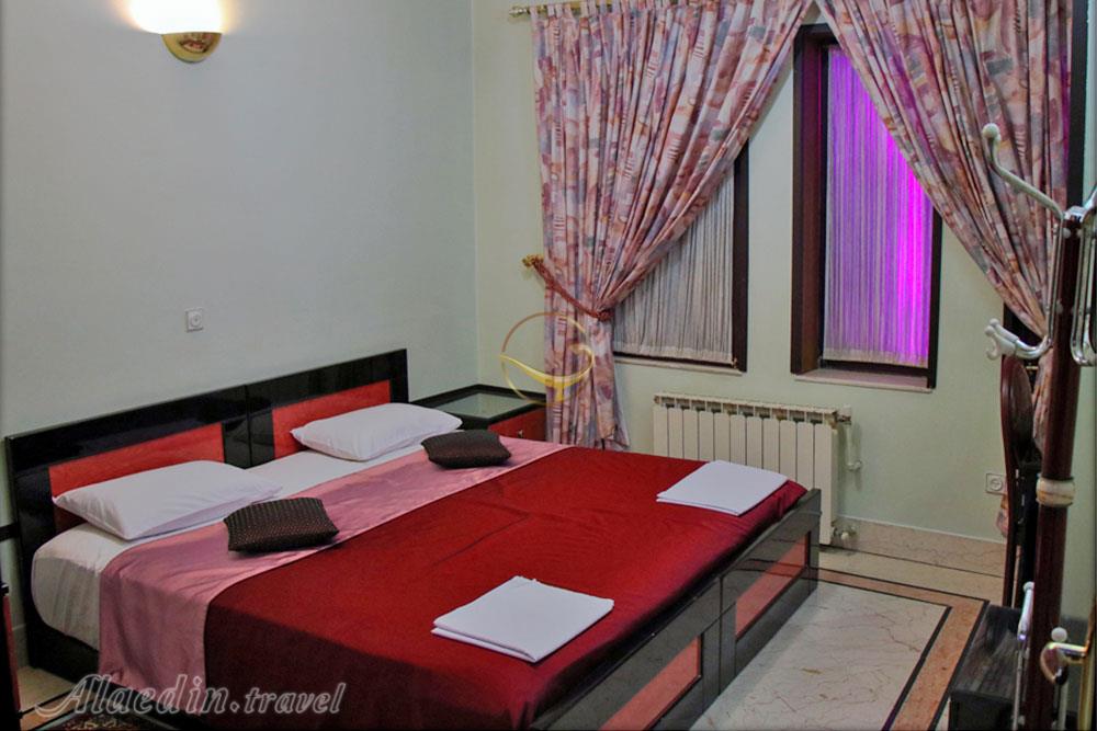 Double room of three star Hasht Behesht Apartment Hotel in Isfahan| Alaedin Travel