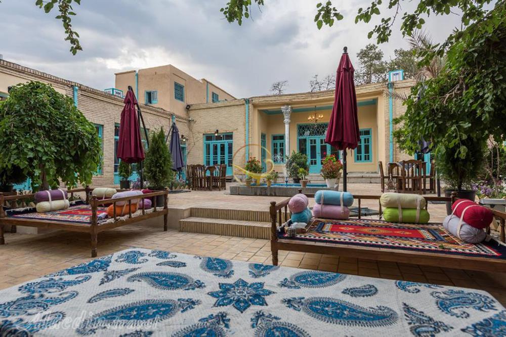 Hatef Traditional Hotel In Esfahan | Alaedin Travel