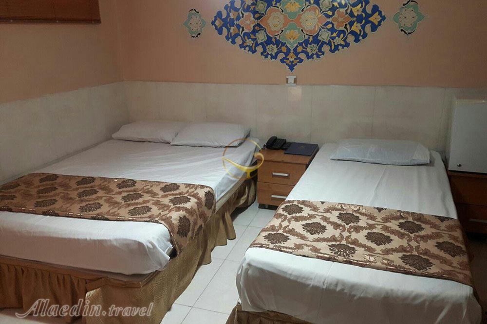 Triple room of three star Ibne Sina Traditional Hotel in Isfahan| Alaedin Travel