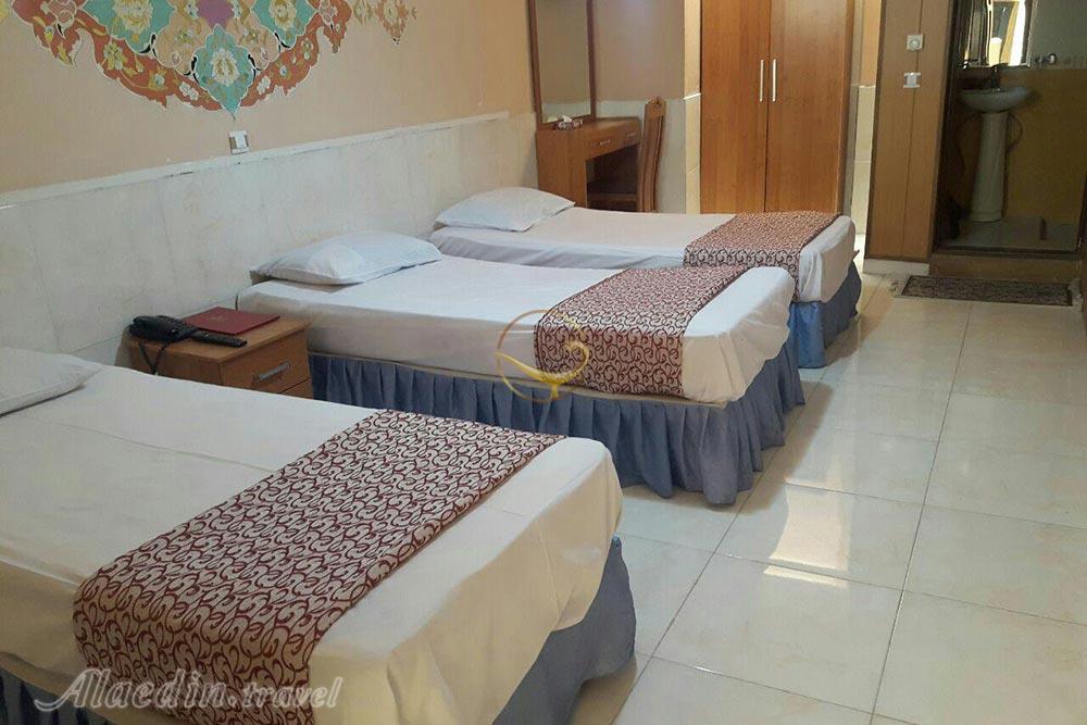 Triple room of three star Ibne Sina Traditional Hotel in Isfahan| Alaedin Travel