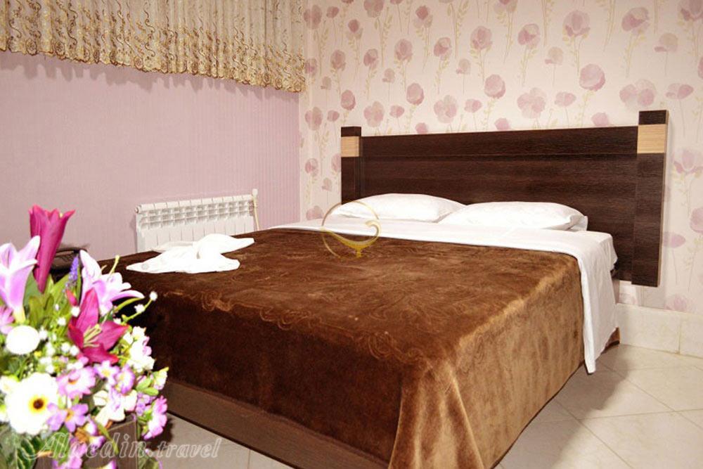 Double room of Julfa Hotel in Isfahan| Alaedin Travel