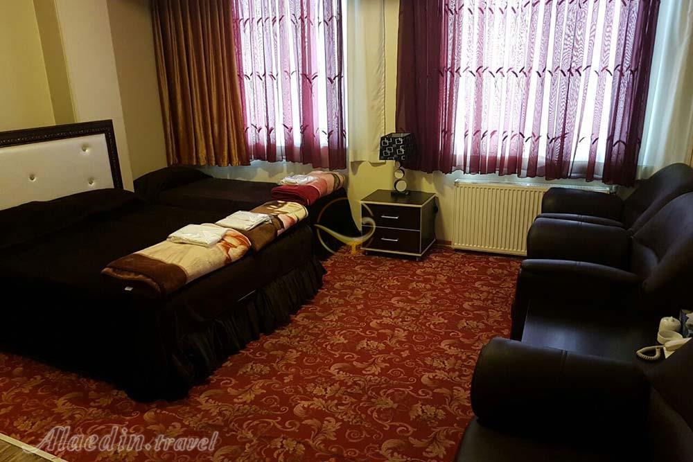 Triple room of three star Aras Apartment Hotel in Jolfa| Alaedin Travel