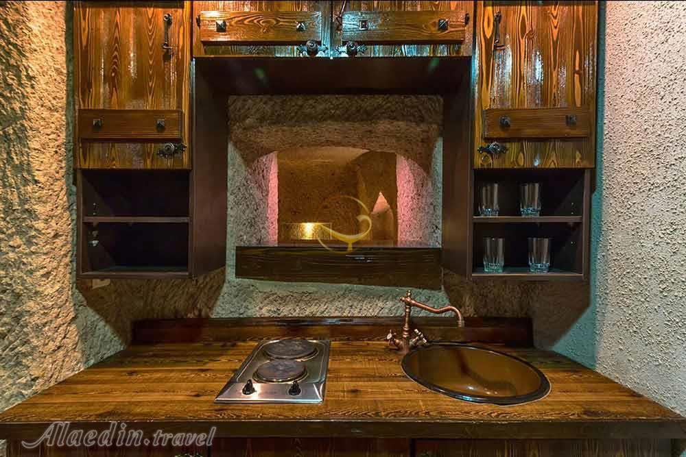 Kitchen of five star Laleh Rocky Hotel in Kandovan | Alaedin Travel