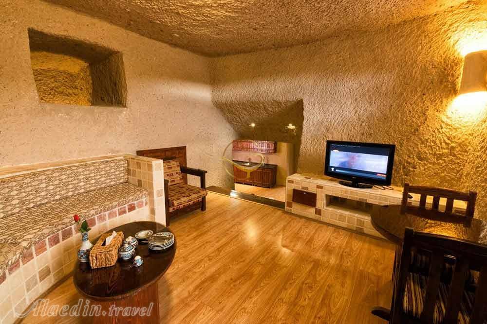 Royal suite of five star Laleh Rocky Hotel in Kandovan | Alaedin Travel