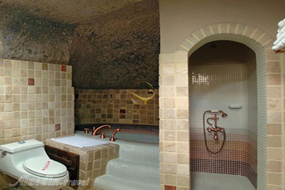 Rest room of five star Laleh Rocky Hotel in Kandovan | Alaedin Travel