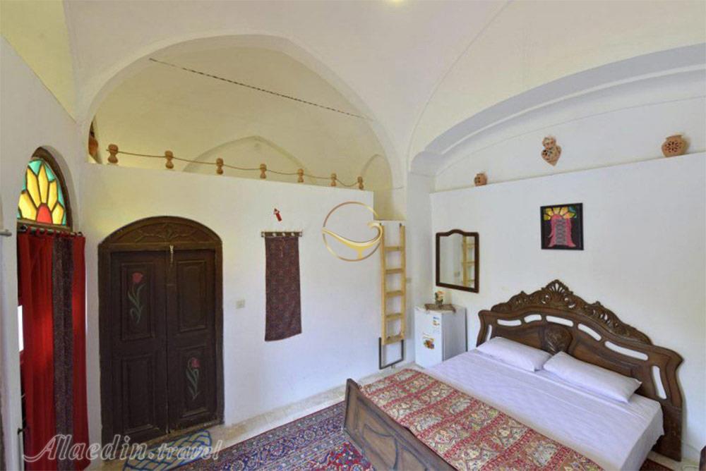 Double room of three star Negin Traditional Hotel in Kashan| Alaedin Travel