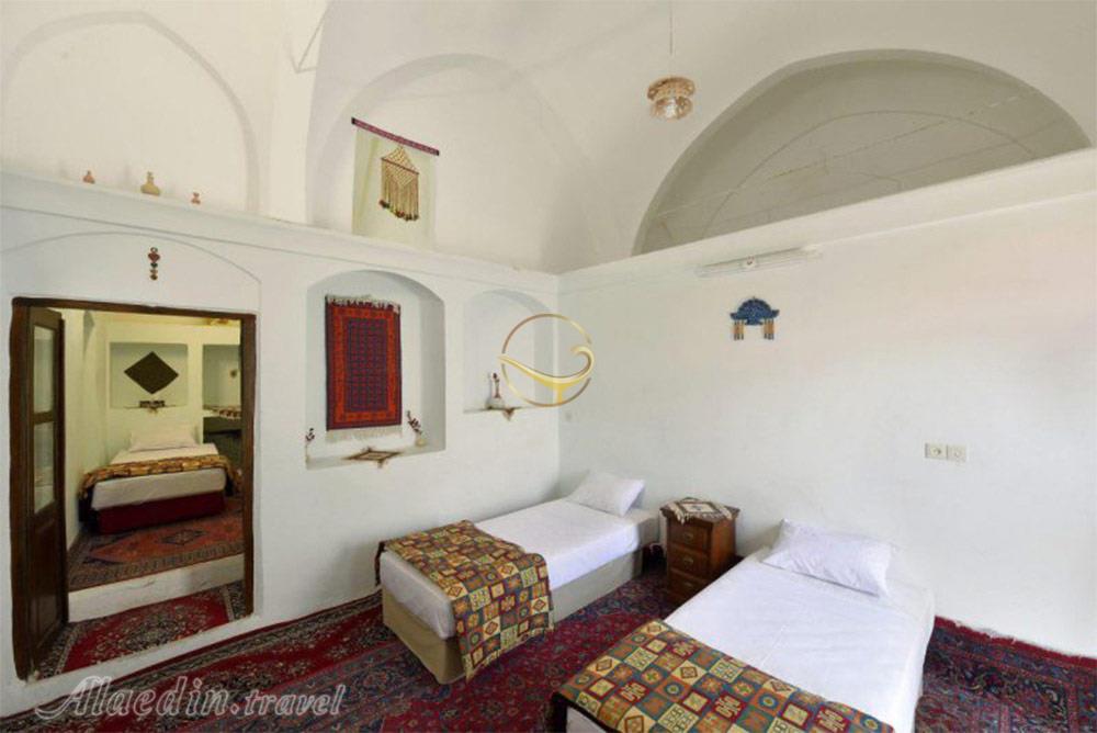 Quad room of three star Negin Traditional Hotel in Kashan| Alaedin Travel