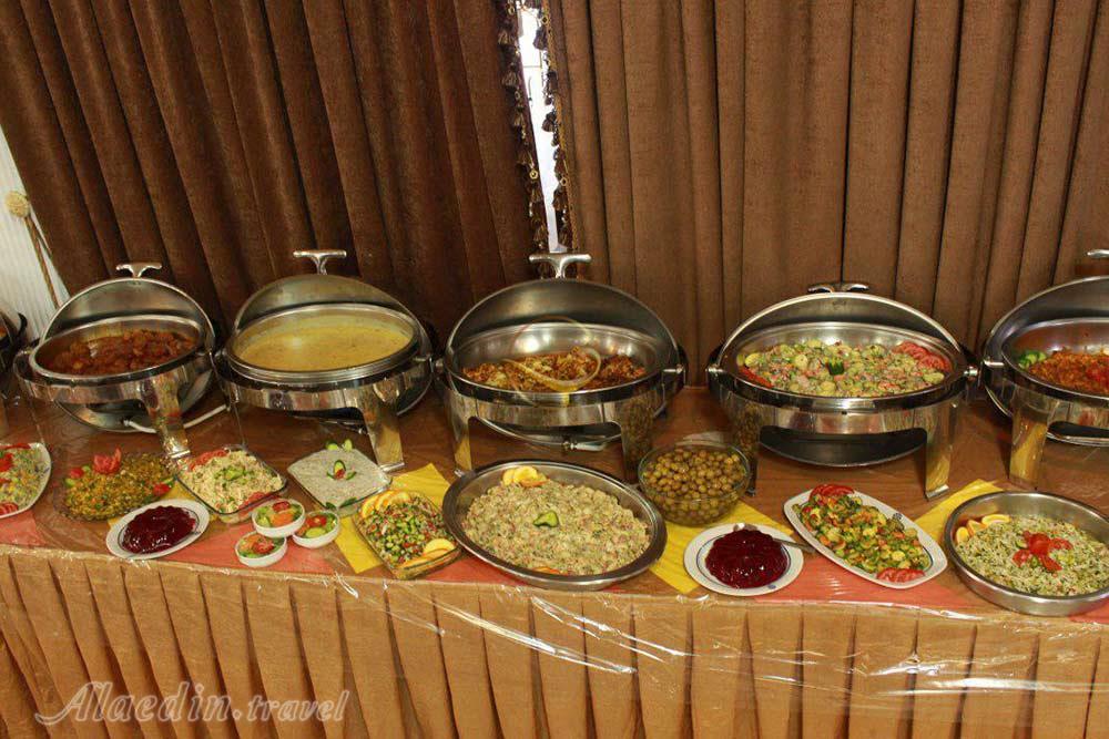 Buffet of four star Emam Reza Hotel in Khomeyn| Alaedin Travel