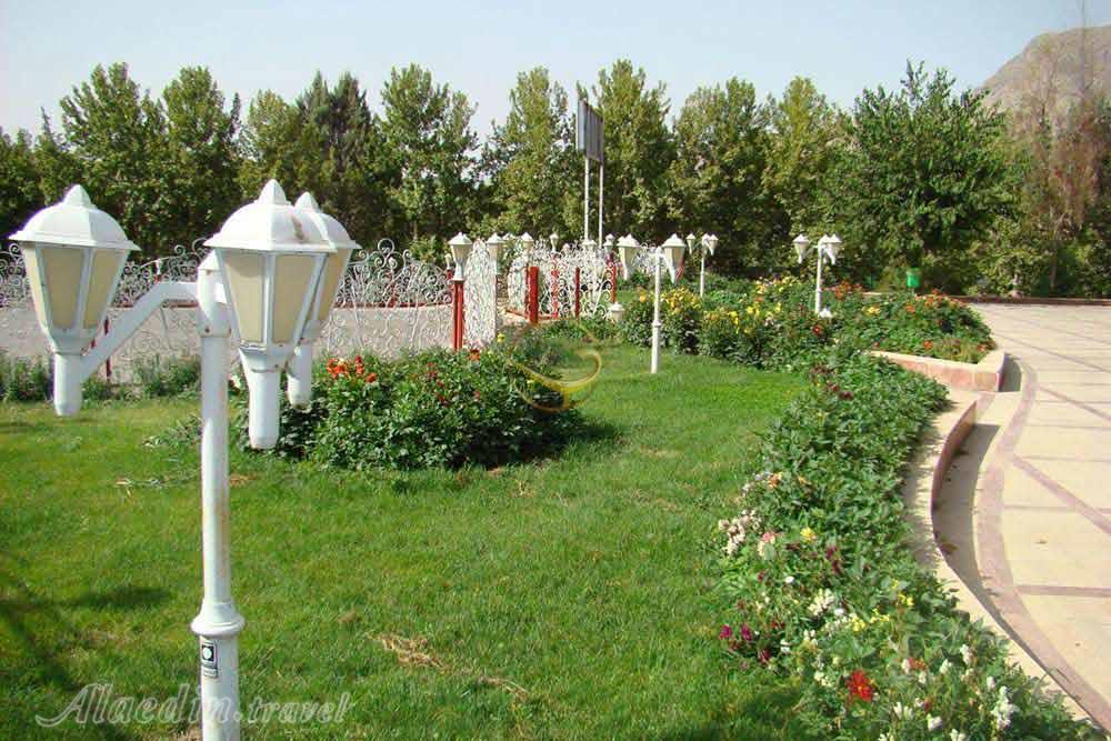 Yard of Tourist Hotel in Khorramabad| Alaedin Travel