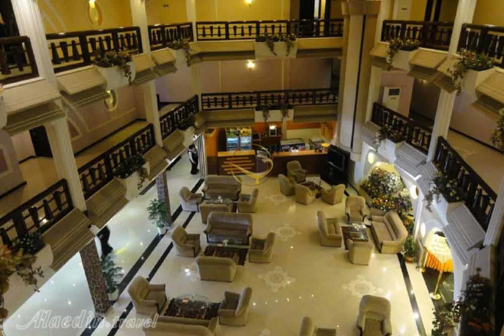 Lobby of four star Arian Hotel in Kish| Alaedin Travel