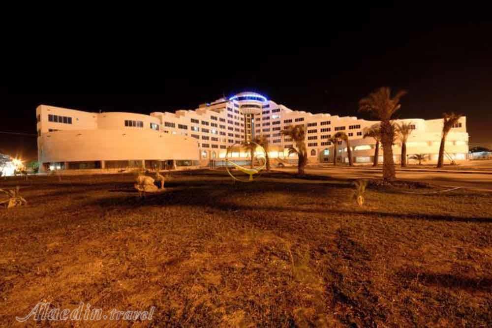 Facade of four star Eram Grand Hotel in Kish| Alaedin Travel
