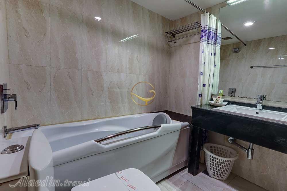 Rest room of five star Pars Shayan Hotel in Kish| Alaedin Travel