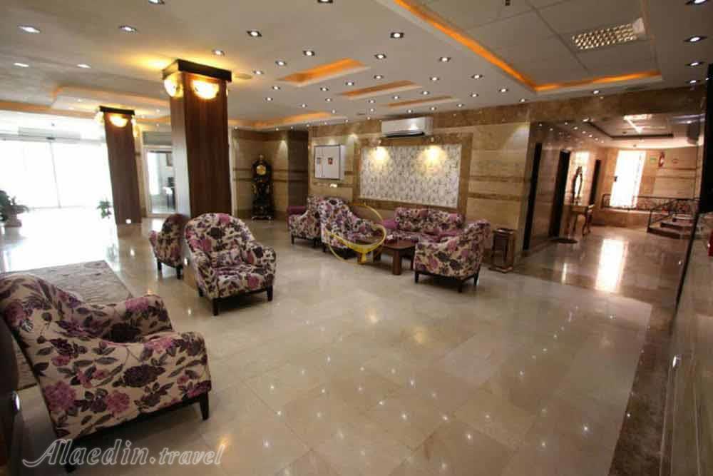 Lobby of three star Shaili Hotel in Kish| Alaedin Travel