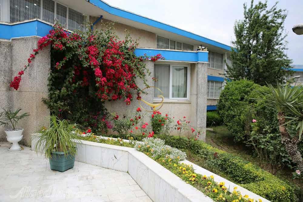 lahijan tourist hotel