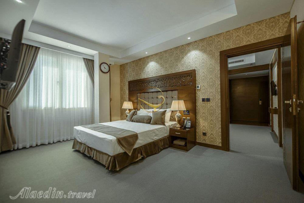 Double room of four star Almas Novin Hotel in Mashhad| Alaedin Travel