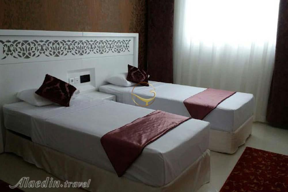 Twin room of three star Boshra Apartment Hotel in Mashhad| Alaedin Travel