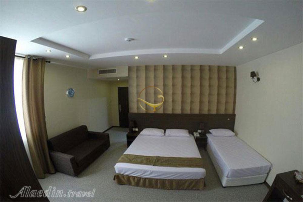 Triple room of Faraz Hotel in Mashhad| Alaedin Travel