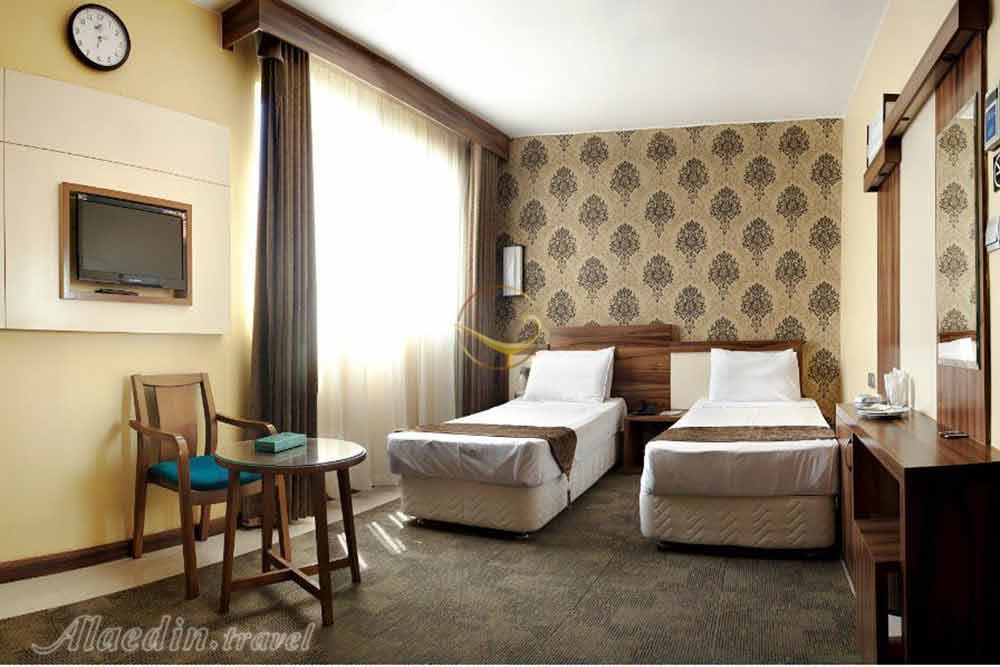 Twin room of three star Hatra Hotel in Mashhad| Alaedin Travel