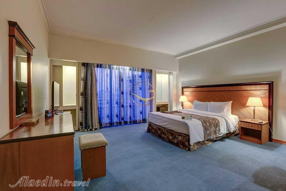 Suites of five star Homa 2 Hotel in Mashhad| Alaedin Travel