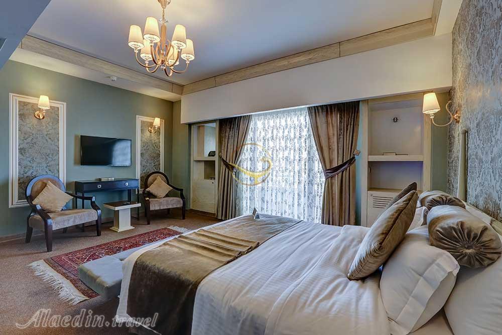 Special suite of five star Homa 2 Hotel in Mashhad| Alaedin Travel