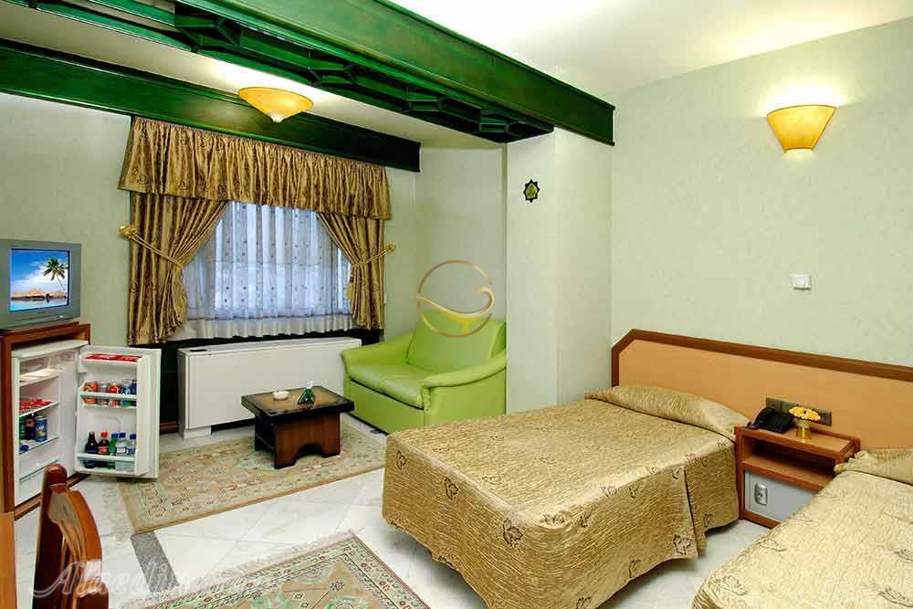 Twin room of three star Khane Sabz Hotel in Mashhad| Alaedin Travel