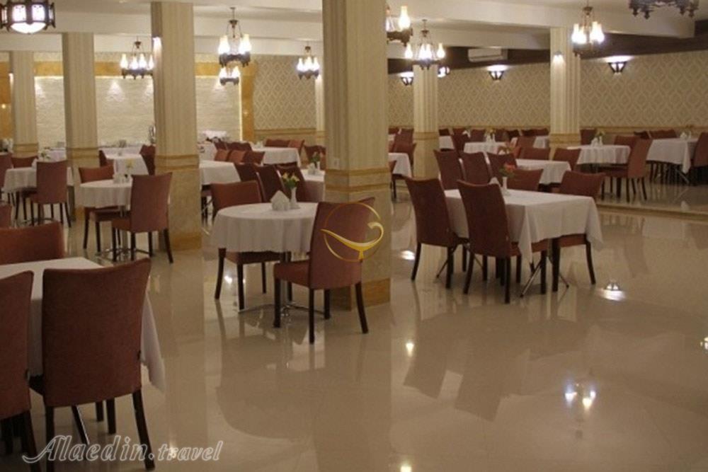 Restaurant of three star Sahra Hotel in Mashhad| Alaedin Travel