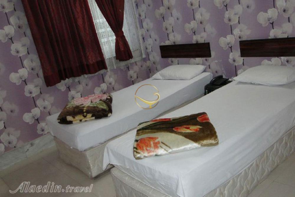 Twin room of Shahriyar Hotel in Mashhad| Alaedin Travel